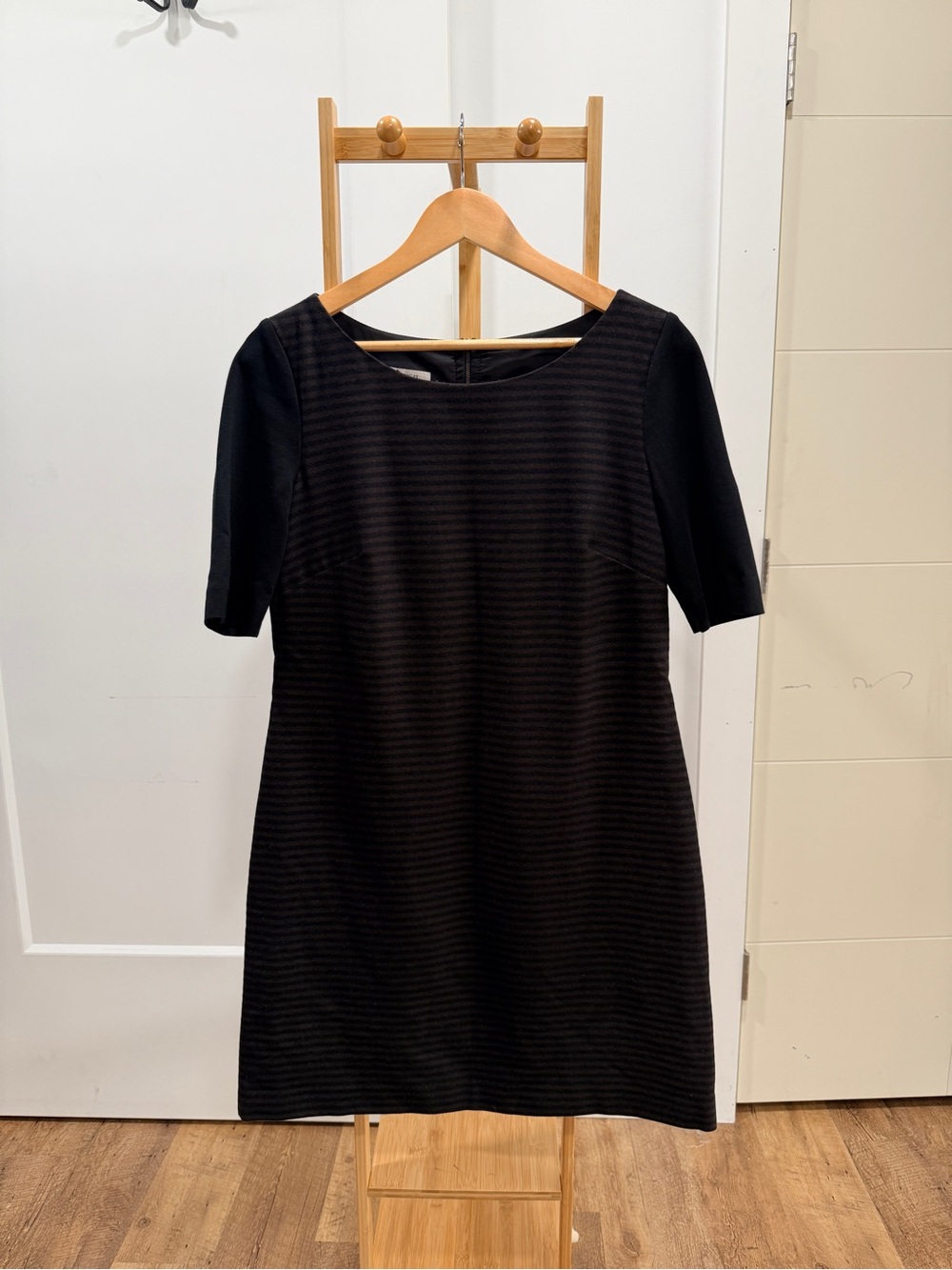 Judith & Charles Striped Mini Dress in Black Size 10 Like New